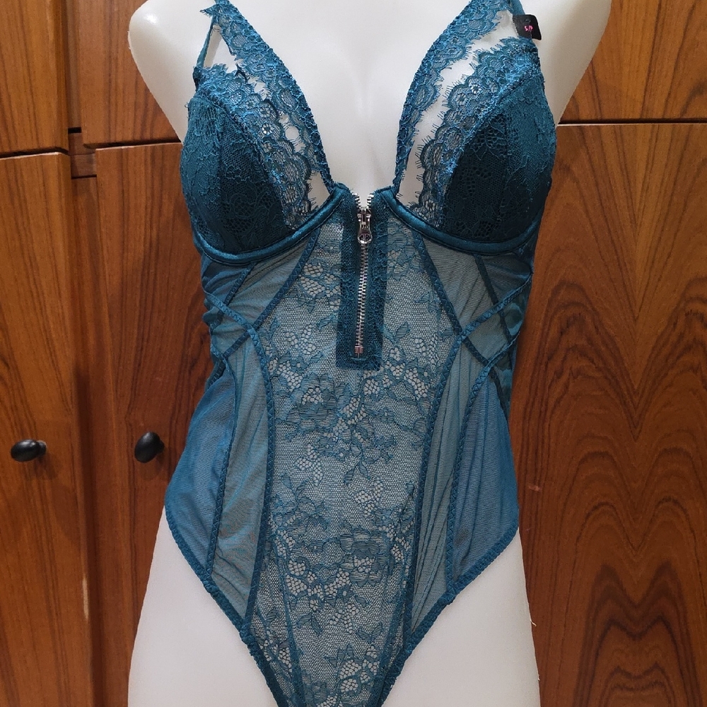 La SENZA Teal Lace Bodysuit
